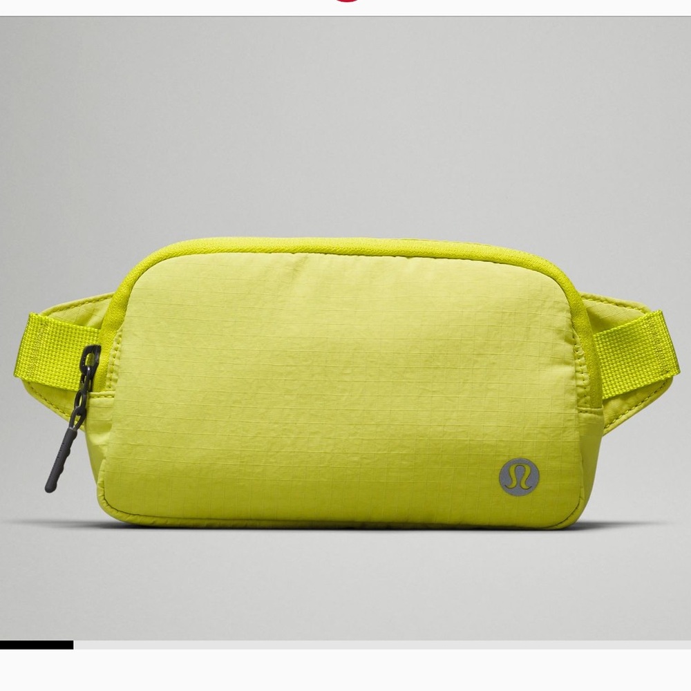 Lululemon | everywhere belt bag | mini